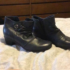 Earth Origins booties